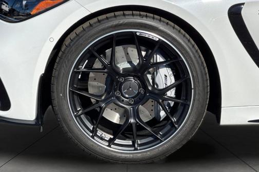 2026 Mercedes-Benz AMG CLE 53 4MATIC+