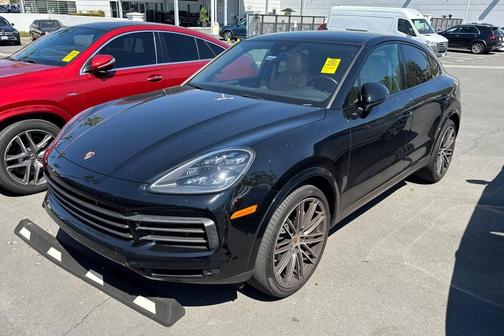 2023 Porsche Cayenne Platinum Edition