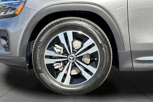 2026 Mercedes-Benz GLB 250 Base