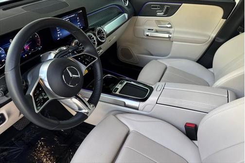 2025 Mercedes-Benz GLB 250 Base