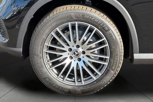 2026 Mercedes-Benz GLC 300 Base