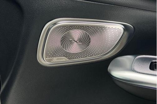2025 Mercedes-Benz GLC 350e Base