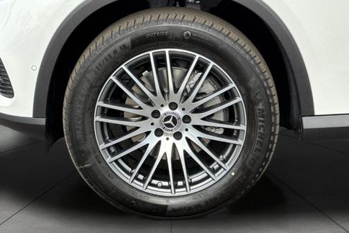 2026 Mercedes-Benz GLC 300 Base
