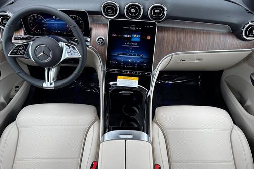 2026 Mercedes-Benz GLC 300 Base