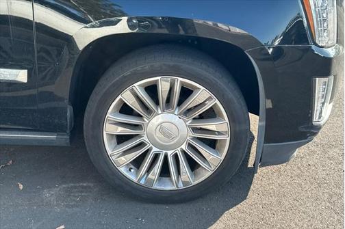 2016 Cadillac Escalade ESV Platinum
