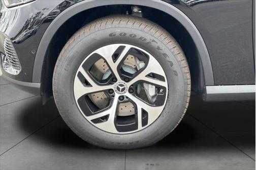 2025 Mercedes-Benz GLC 350e Base