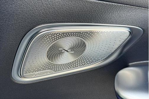 2025 Mercedes-Benz GLC 350e Base