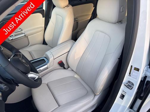 2026 Mercedes-Benz GLB 250 Base