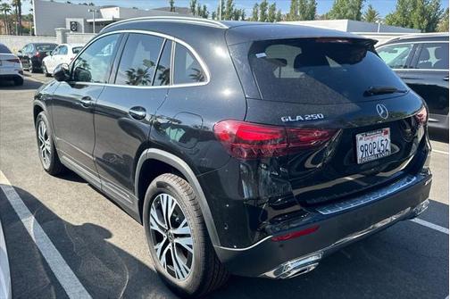 2025 Mercedes-Benz GLA 250 4MATIC