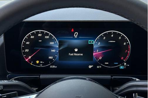 2025 Mercedes-Benz GLA 250 Base