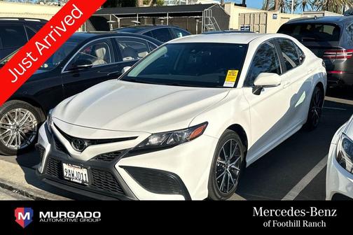 2022 Toyota Camry SE
