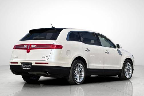 2019 Lincoln MKT Standard