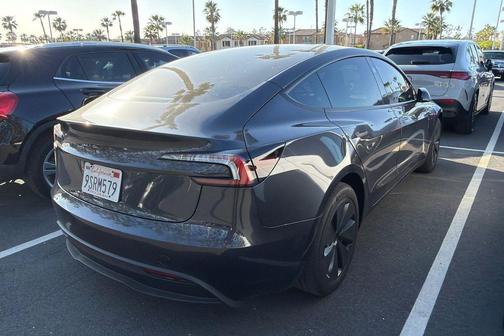 2025 Tesla Model 3 Long Range