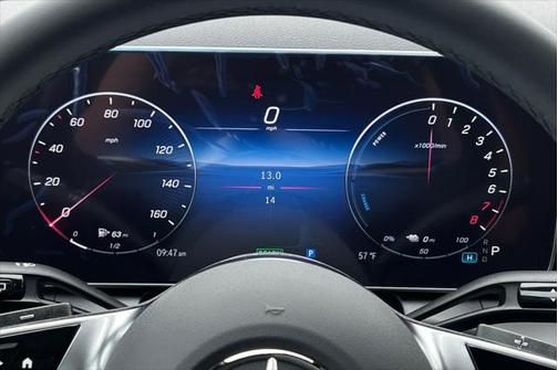 2025 Mercedes-Benz GLC 350e Base