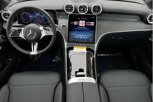 2025 Mercedes-Benz GLC 350e Base