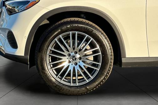 2026 Mercedes-Benz GLC 300 Base