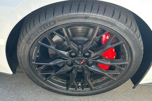 2024 Chevrolet Corvette Stingray w/2LT
