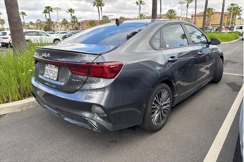 2022 Kia Forte GT-Line