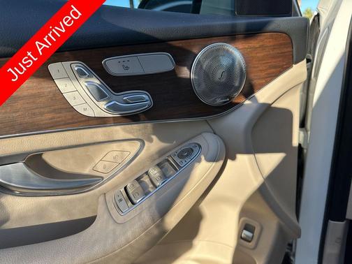 2022 Mercedes-Benz GLC 300 Base