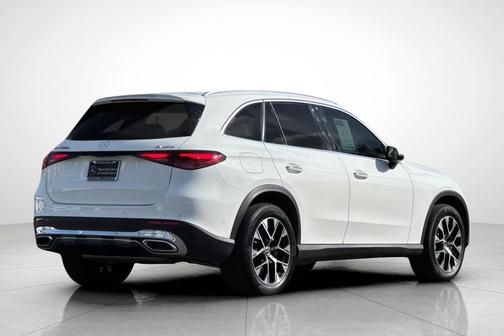 Polar White 2025 Mercedes-Benz GLC 350e Base