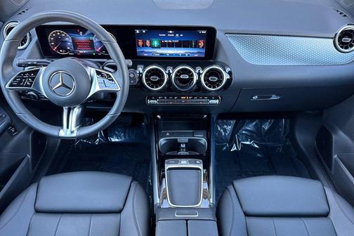 Polar White 2026 Mercedes-Benz GLA 250 4MATIC