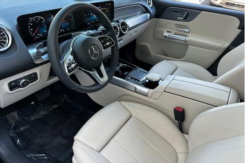 2023 Mercedes-Benz EQB 300 4MATIC