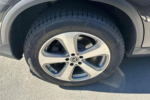 2022 Mercedes-Benz GLC 300 Base