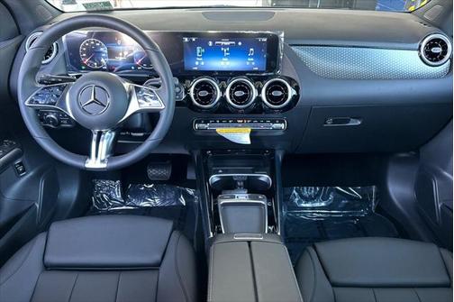 2025 Mercedes-Benz GLA 250 Base