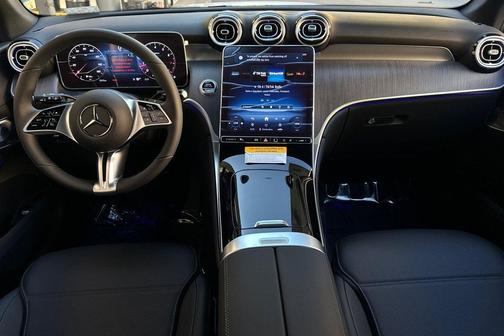 2026 Mercedes-Benz GLC 300 Base
