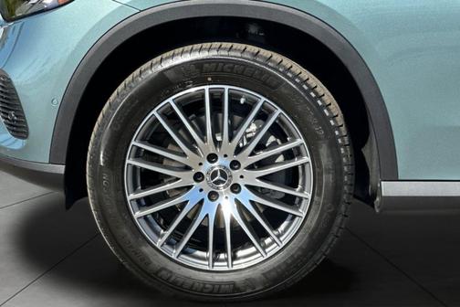 2026 Mercedes-Benz GLC 300 Base