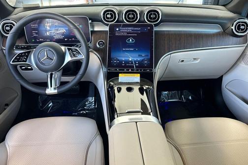 2026 Mercedes-Benz GLC 300 Base