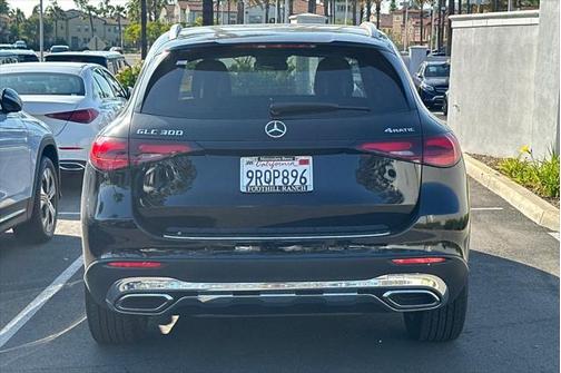 2025 Mercedes-Benz GLC 300 4MATIC