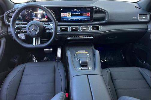 2025 Mercedes-Benz GLS 580 4MATIC