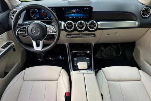 2023 Mercedes-Benz EQB 300 4MATIC