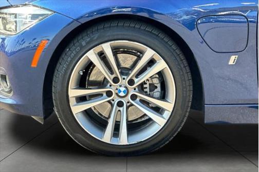 2018 BMW 330e iPerformance