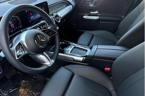 2025 Mercedes-Benz GLB 250 Base