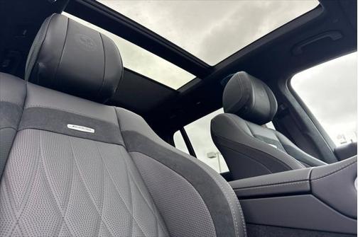 2025 Mercedes-Benz AMG GLS 63 Base