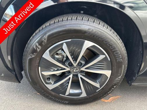 2024 Lexus RZ 300e Premium