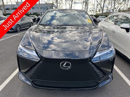 2024 Lexus RZ 300e Premium