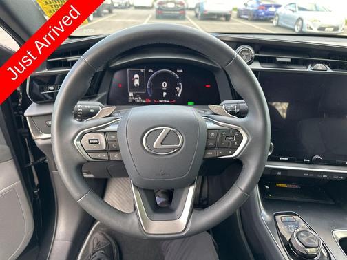 2024 Lexus RZ 300e Premium