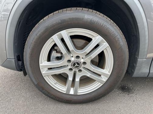 Mountain Gray Metallic 2023 Mercedes-Benz GLA 250 Base
