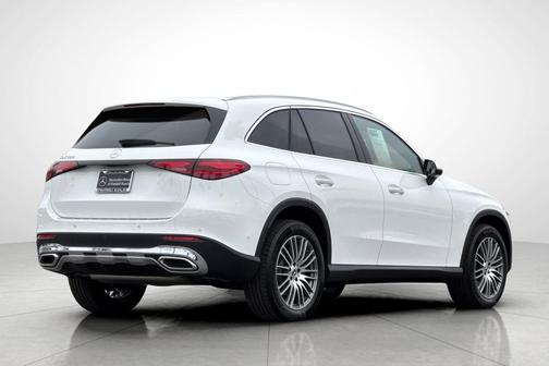 Polar White 2026 Mercedes-Benz GLC 300 Base