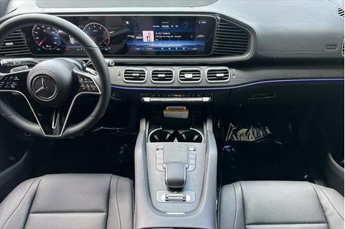 2025 Mercedes-Benz GLS 450 4MATIC