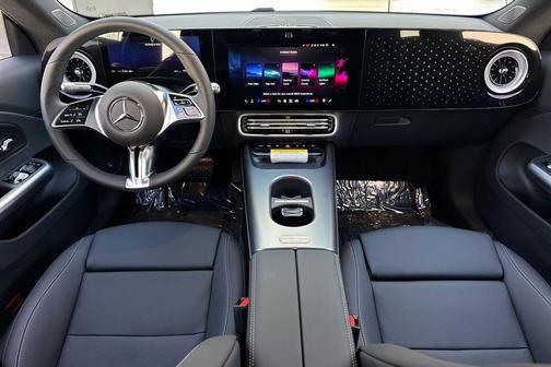 Polar White 2026 Mercedes-Benz CLA 250 4MATIC