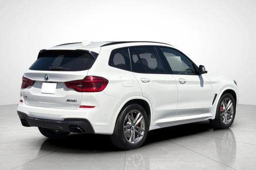 Alpine White 2021 BMW X3 M40i