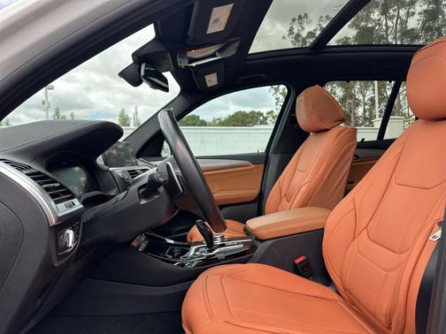 Alpine White 2021 BMW X3 M40i