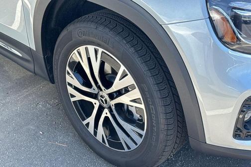 Cirrus Silver Metallic 2026 Mercedes-Benz GLB 250 Base