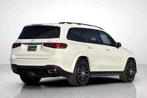 2024 Mercedes-Benz GLS 450 4MATIC