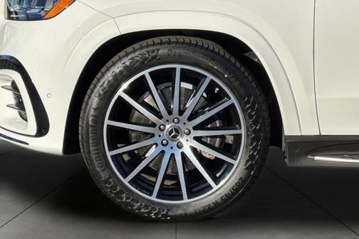 2024 Mercedes-Benz GLS 450 4MATIC