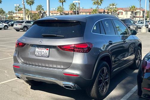 2026 Mercedes-Benz GLA 250 4MATIC